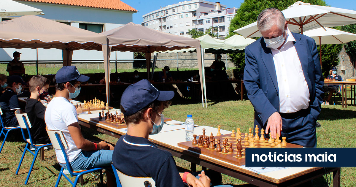 Mestre Karpov marca presença no V Festival de Xadrez da Maia